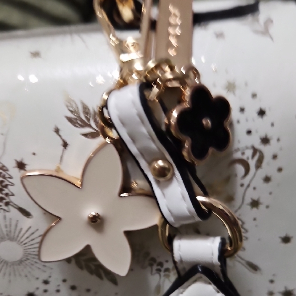 Aldo White and Gold Satchel with Butterfly Design - Picture 4 of 9